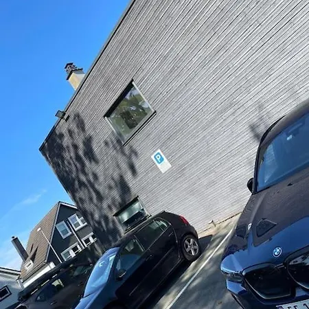 Flott Rekkehus, Leies Ut Til Ons Apartman