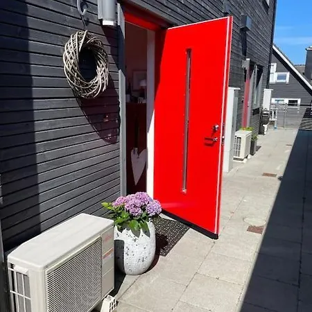 Apartman Flott Rekkehus, Leies Ut Til Ons *